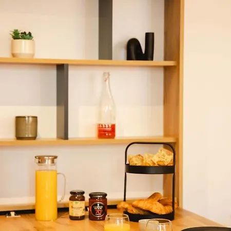 La Casa Valens - Petanque, Convivial & Atypique Apartment Caen