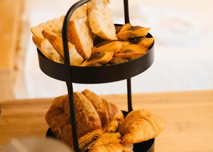 La Casa Valens - Petanque, Convivial & Atypique דירה קאין