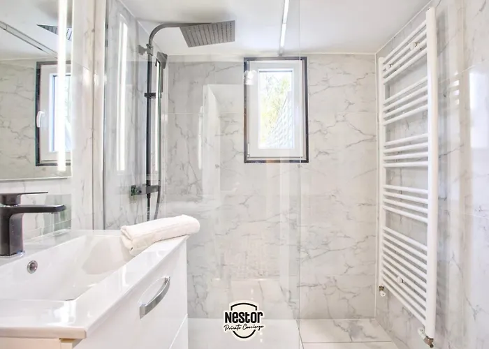 La Casa Valens - Petanque, Convivial & Atypique דירה